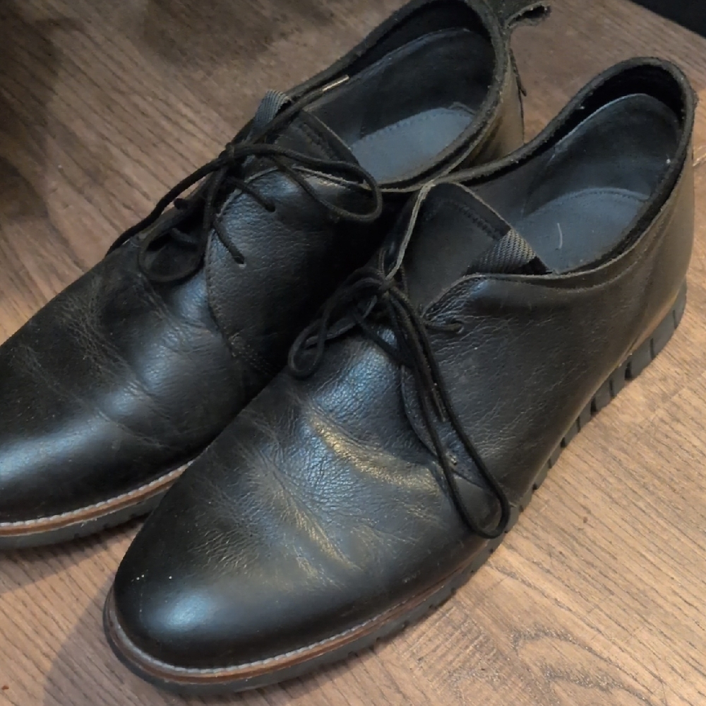 Hush Puppies Black Leather Oxfords